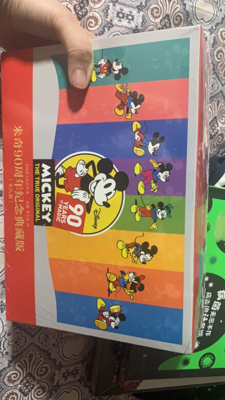 从小就喜欢迪士尼的这种连环画，以前买过，