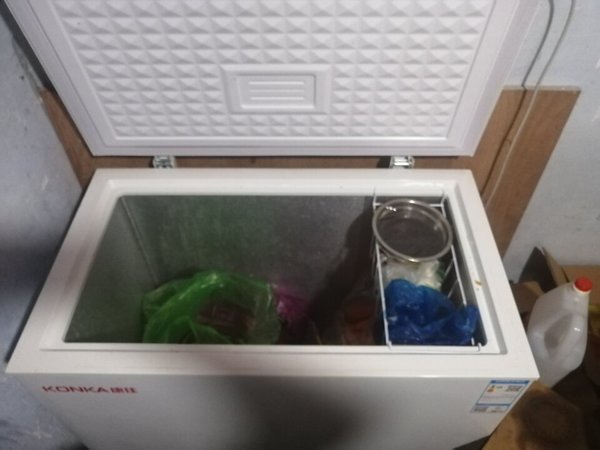 外形外观：看上去比较大气上档次！是个非常