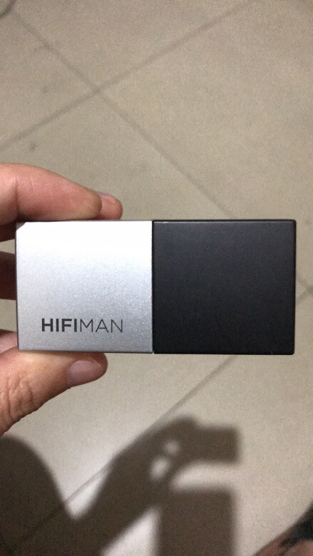 我其实是很喜欢重低音的！但对于hifi的