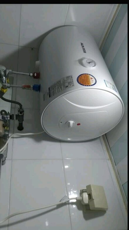 奥克斯热水器价格很实惠，很喜欢，推荐很多