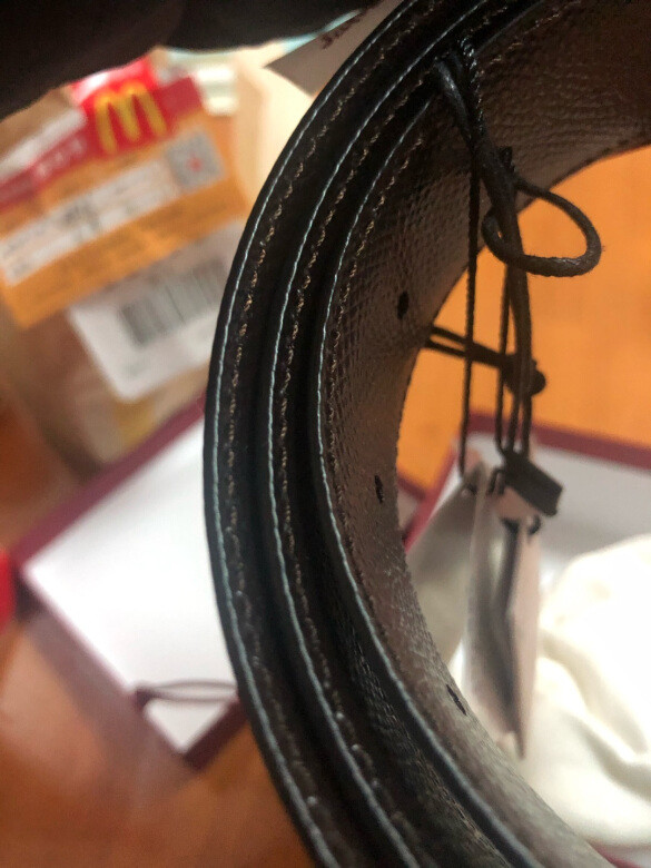 皮质比较硬，可能容易变形。
