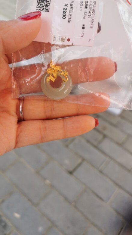款式：是我喜欢的，想要的，真的好喜欢做工