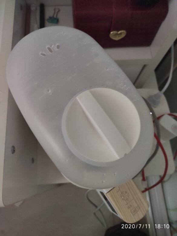 产品功能：主要用来温奶，吸奶器配件、奶瓶