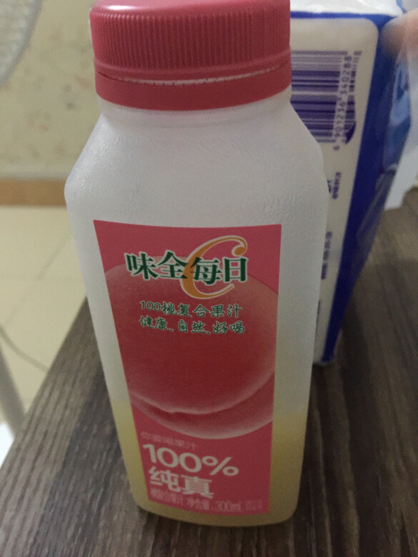 一直想试一下什么味道买回来试了一下淡淡的