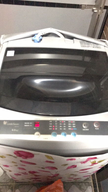 小天鹅，洗衣机用了一个月了才来评价的，用
