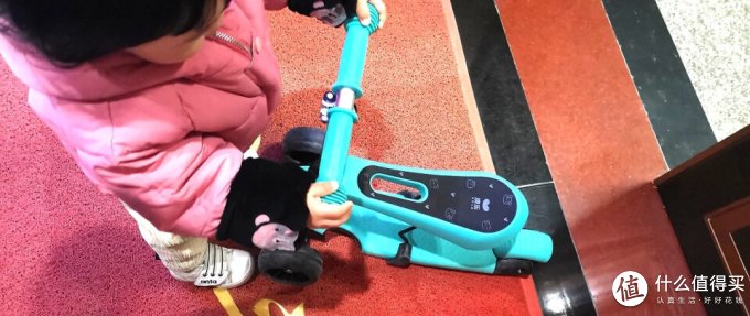 澳乐儿童滑板车