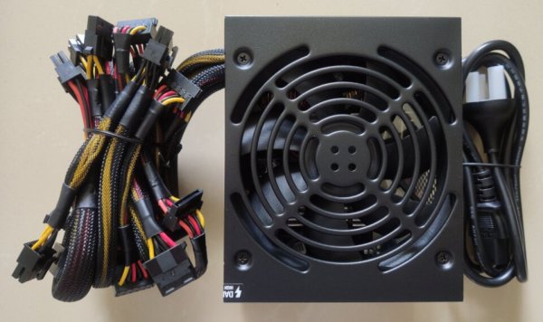 corsair海盗船vs550550w电源