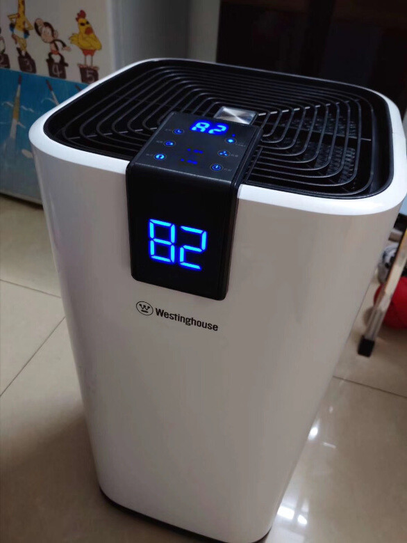 除湿效果：除湿效果非常好。外观设计：时尚