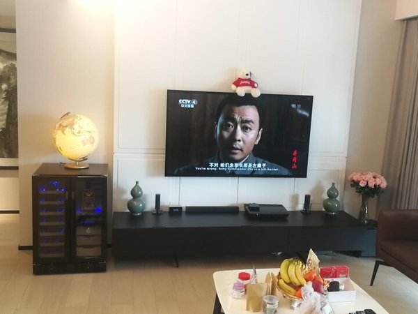 
酒柜送到家摆放好后效果非常好！
