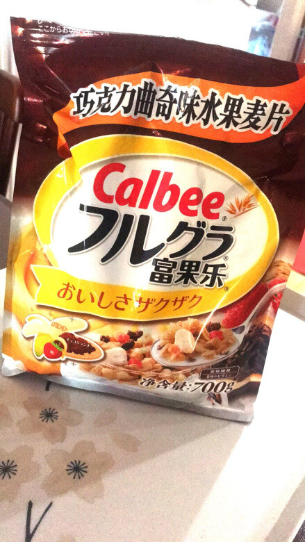 这款麦片很好吃,我家孩子很喜欢吃,价格也