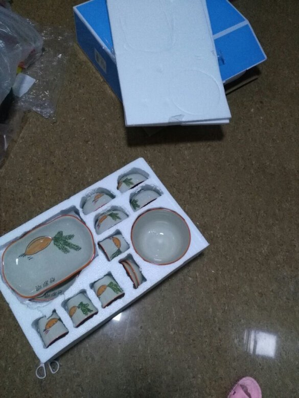 
好可爱的一套碗碟，就是有点小贵，不过质