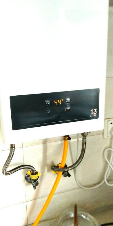 外观大气美观，控温精准灵敏，3档可调可以