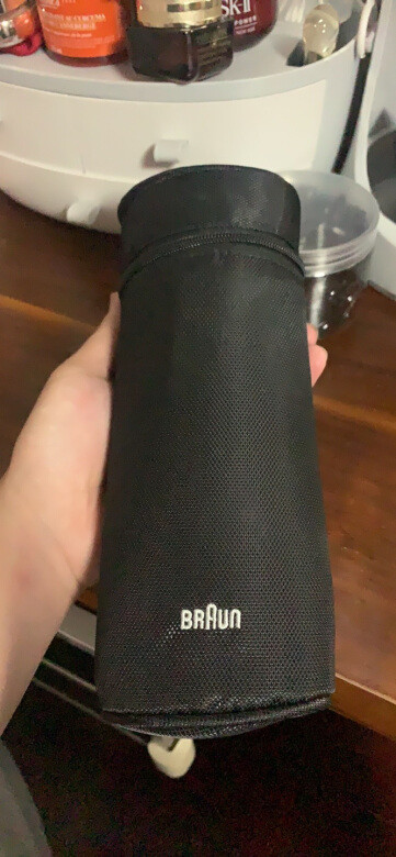 梳子看起来很高大上，做工也不错，使用时把