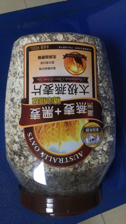 吃完一罐了，很好吃的一款燕麦片，早上来不