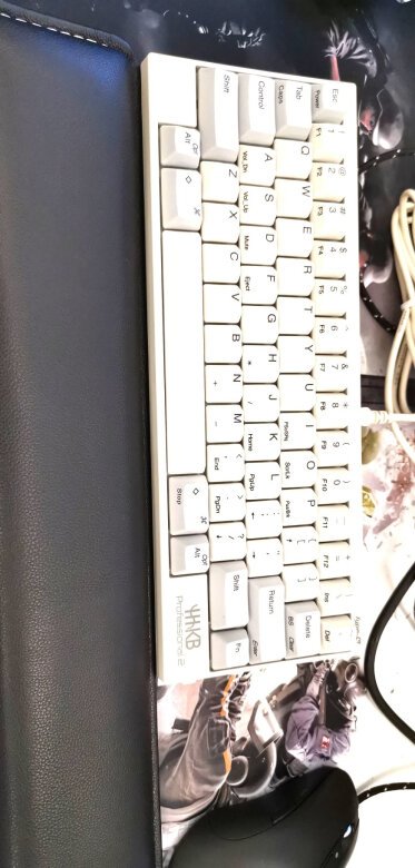 键盘手感非常棒,键位得适应一下。