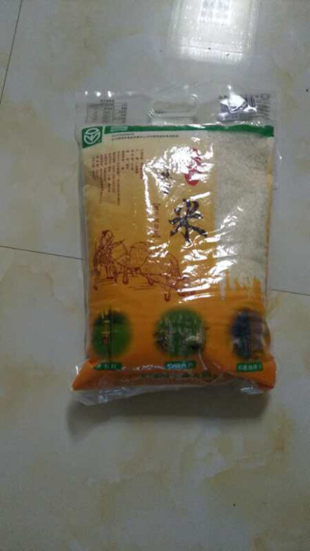 
这款米做的饭很香，柔软好吃
