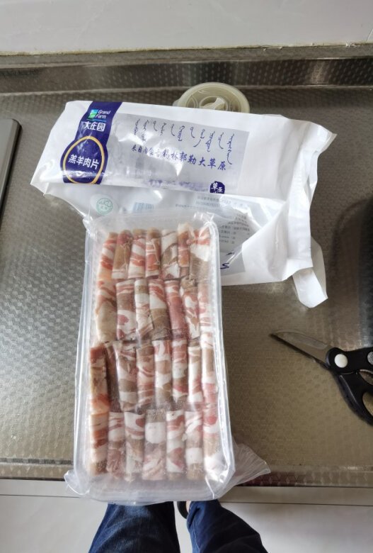 买了很多次火锅食材了，一次买几袋永远是最