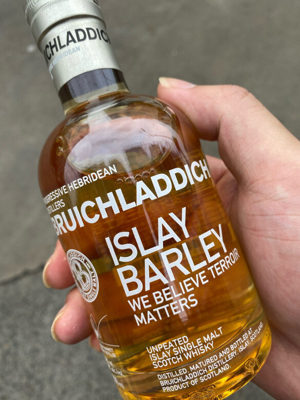 好酒,小瓶装特别适合独饮