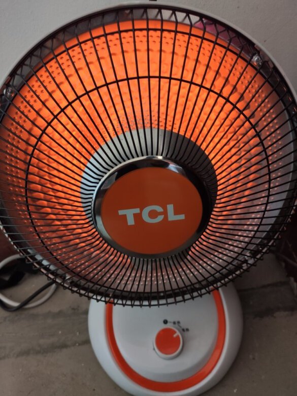 外观设计：外观就像一个小风扇取暖效果：取