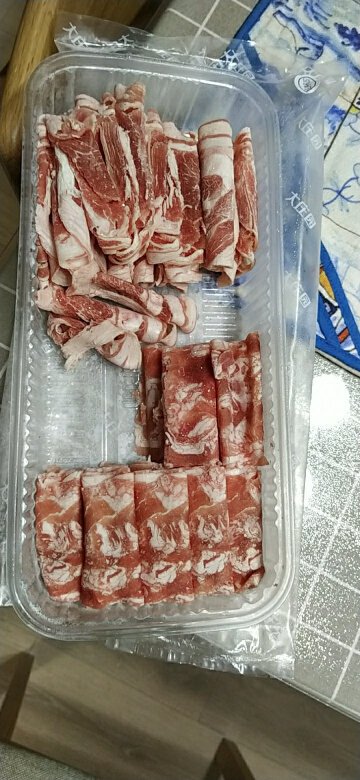 爱吃火锅，特别爱吃！买过很多肉片，这次的