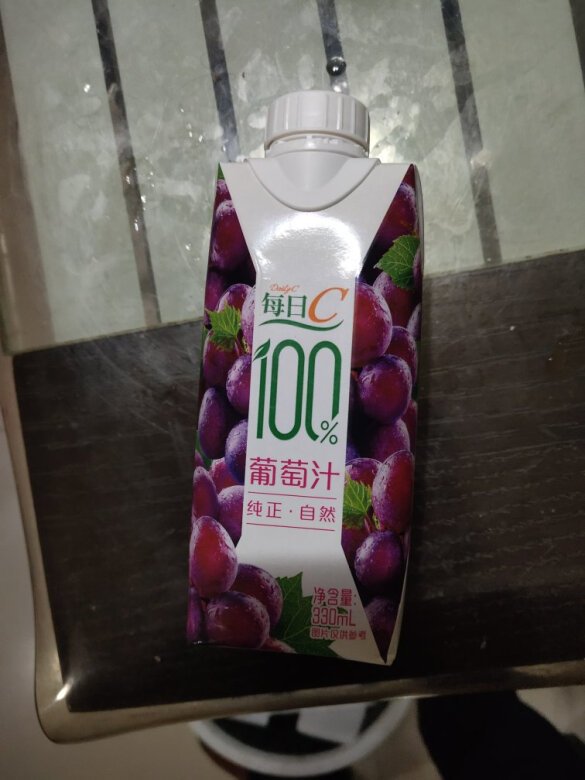 
味道还是不错的，就是生产日期是19年7