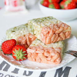 草莓奶茶沙琪玛网红零食 400g