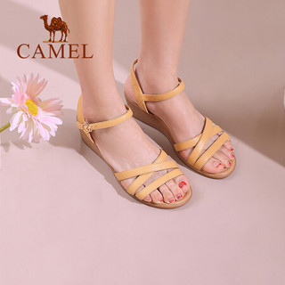 骆驼（CAMEL） 女士 简约柔软牛皮一字扣坡跟凉鞋 A02221638 黑色 39