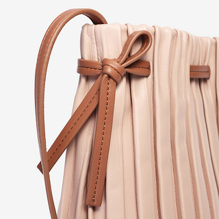 简佰格2020新款流行包包秋季可爱单肩斜挎女包粉色大容量水桶包女