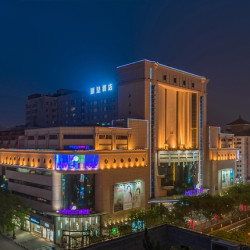 西安钟楼丽呈酒店 特惠大床房2晚