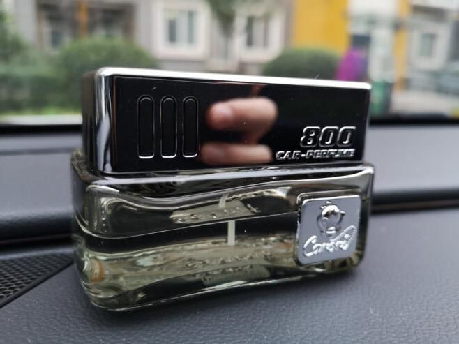 香百年汽车香水车载座式800香水