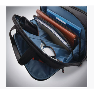 新秀丽（Samsonite）男包商务公文包手提包单肩包斜挎包15.6英寸电脑包126357 Black