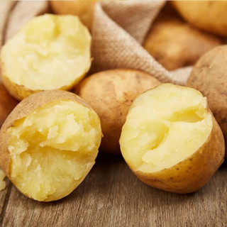 故乡集市 四川 农家自种 高山 新土豆 2.5kg 小土豆 单个约50g 4.5kg 超值装