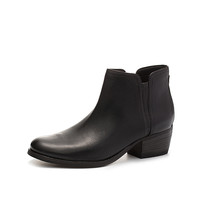 Clarks 其乐 Maypearl Ramie系列女士皮革圆头拉链粗跟短靴