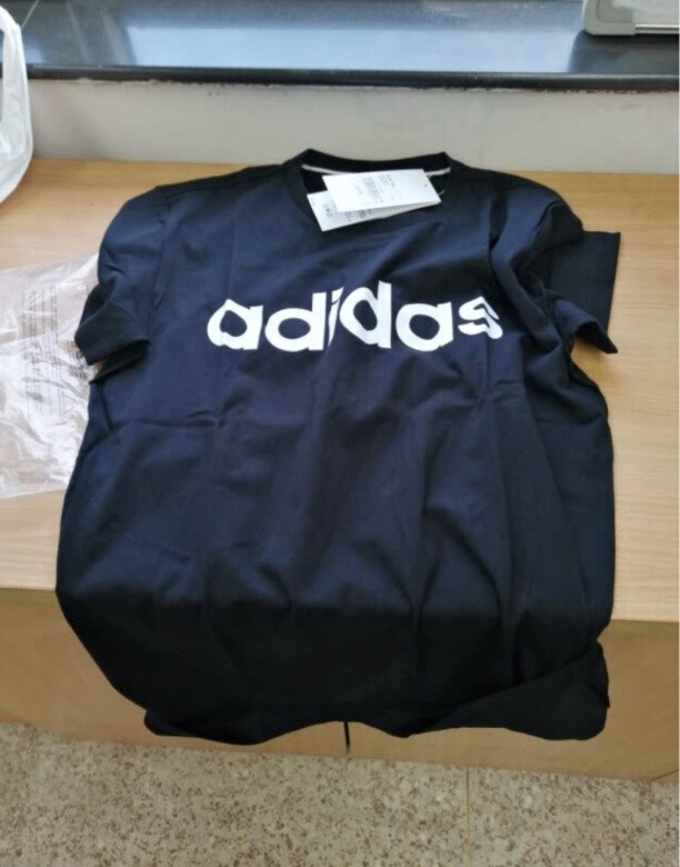 面料材质：纯棉的面料感觉非常舒服很不错的