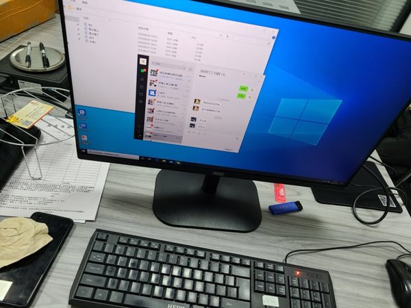 机箱外观：小巧玲珑不占地方性能配置：a1