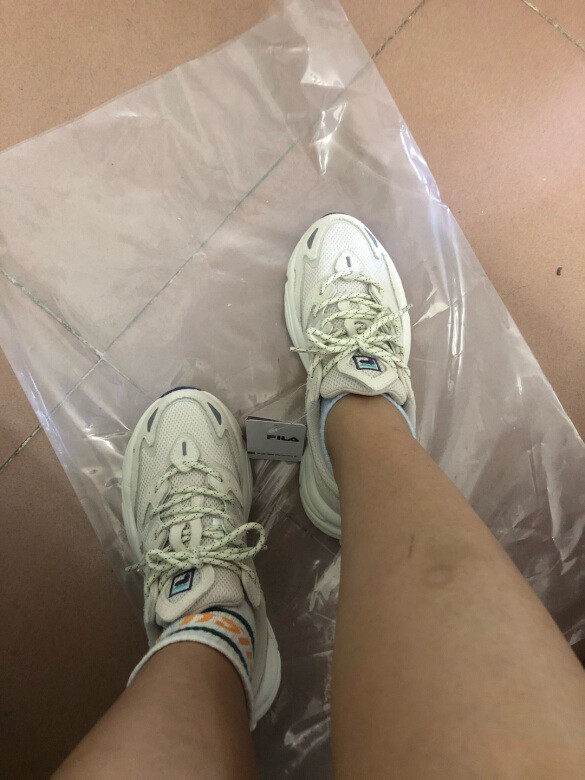 外观颜值：外观真的超赞，看图片一眼就喜欢