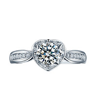佐卡伊 浪漫的心 白18k金显钻款钻戒女专柜正品求婚结婚钻石戒指