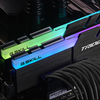 G.SKILL 芝奇 幻光戟系列 DDR4 3200MHz 台式机内存 黑色 16GB 8GBx2