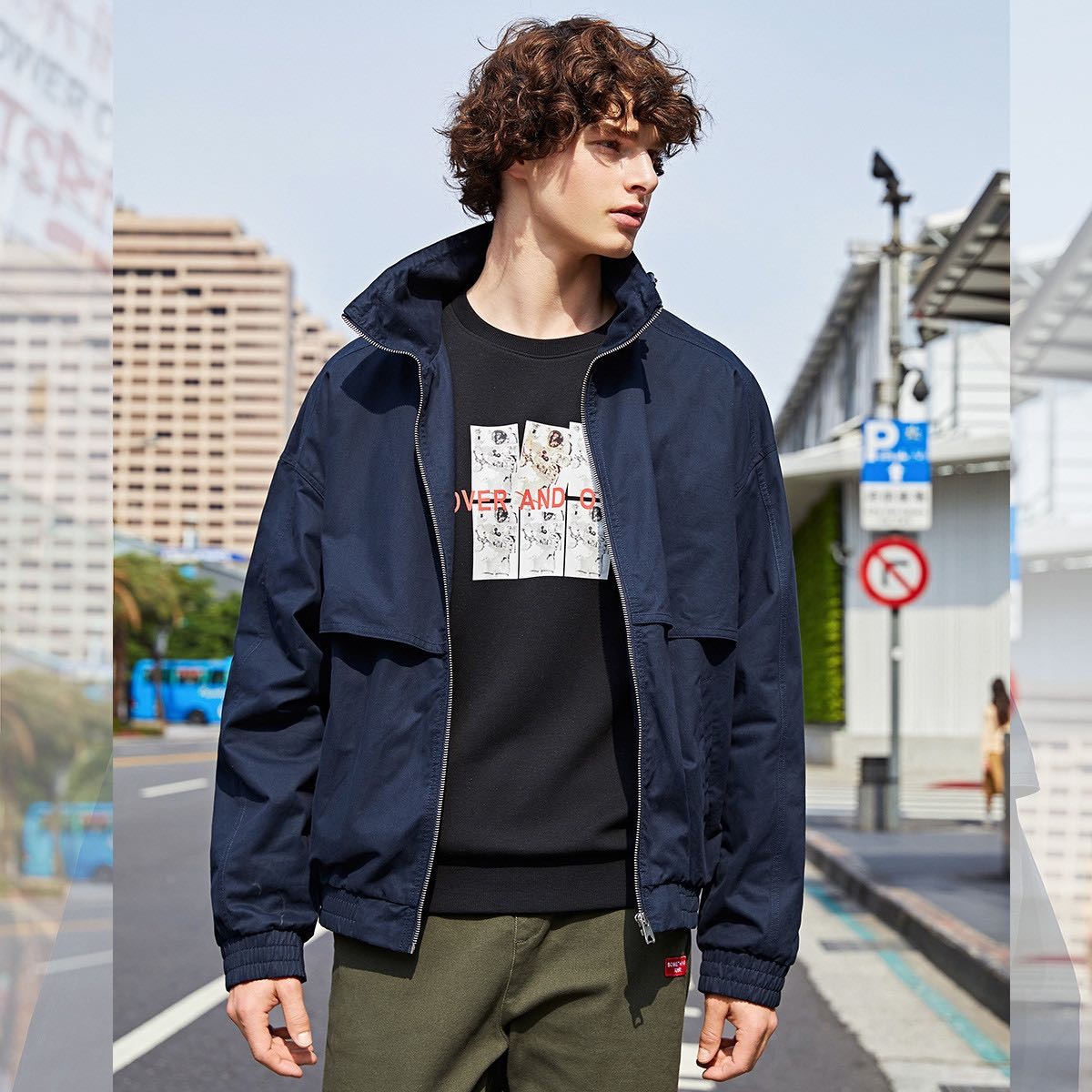 首页 服饰鞋包 男装 男外套 semir/森马男外套 文章详情