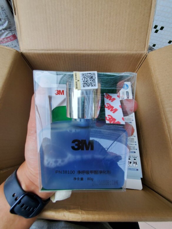 使用效果：三年前我曾经买过这个除甲醛清新