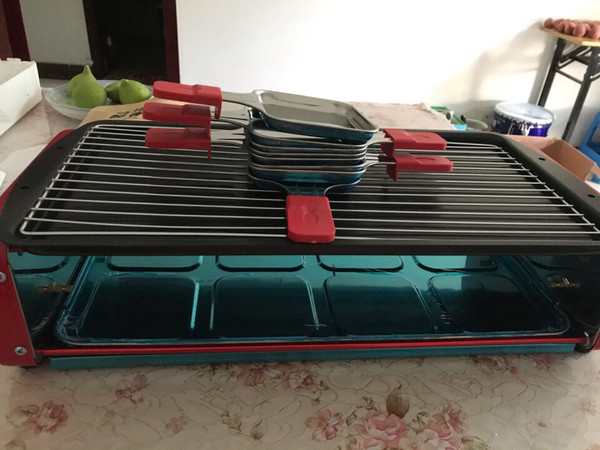这款烤炉设计非常精致，双层同时使用，5-