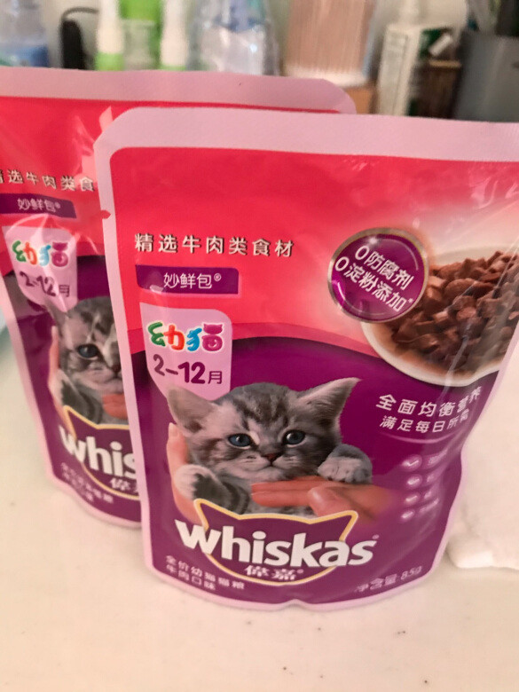 适口性：猫咪很喜欢，每天吃不厌，汤水挺多