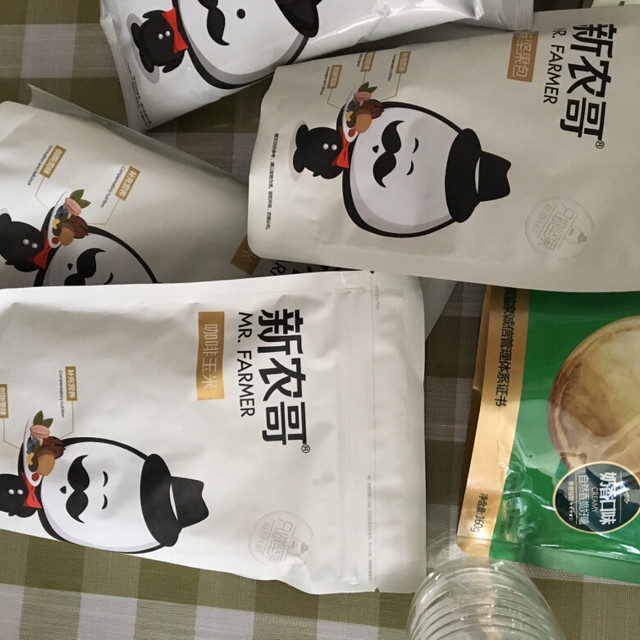 包装很好，真的很好吃，一直在吃新农哥，棒