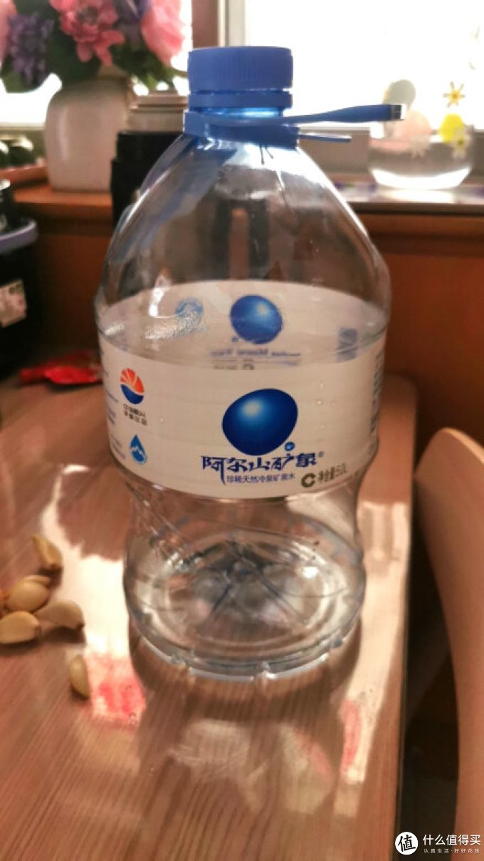 阿尔山矿泉饮用水