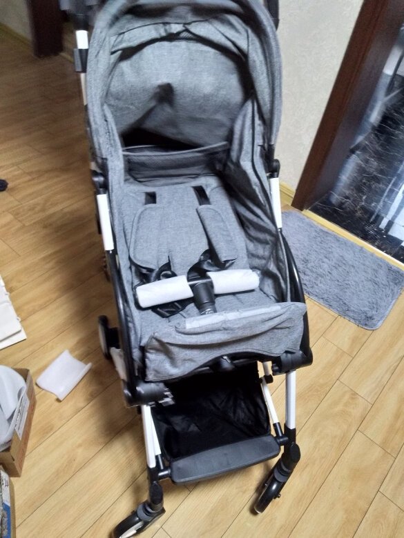 车子简直大赞，非常方便好用，轻便简单，又