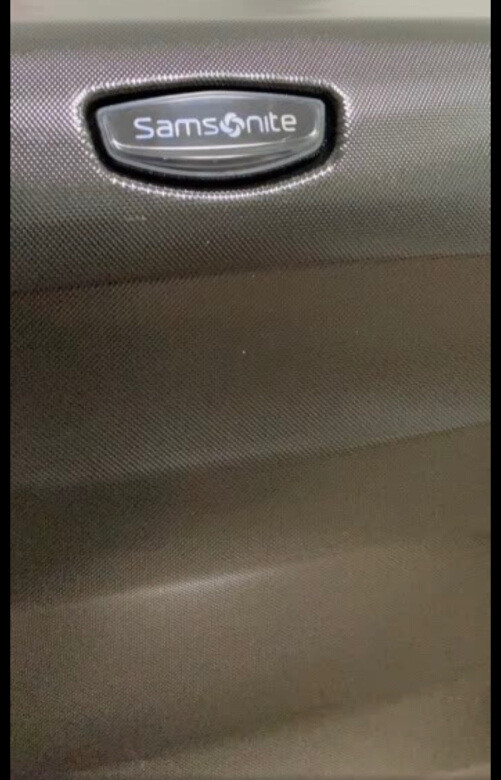 外观颜值：简约大气上档次，颜色低调，不显