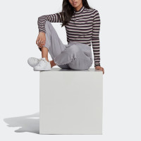 adidas 阿迪达斯 三叶草 GU0833 女士运动长袖T恤