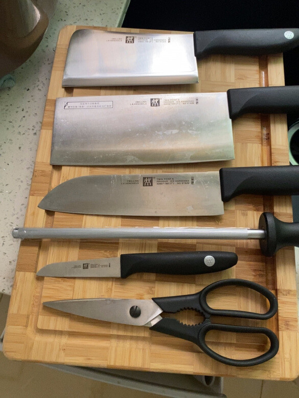 锋利程度：非常锋利手感：很好产品重量：合