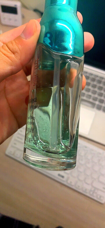使用感受：不错适合肤质：油性皮肤，整体上