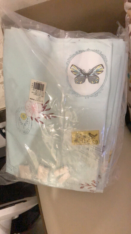 非常好用的真空包装袋，用来装被子，装衣服